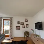 Pilzhof アパート *