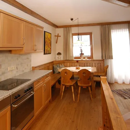 Pilzhof Apartament *