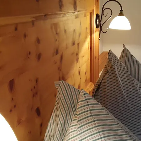 Pilzhof Apartament *