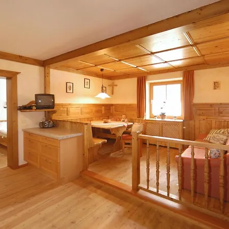 Pilzhof Apartament *