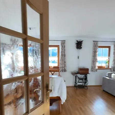 Pilzhof Apartament *