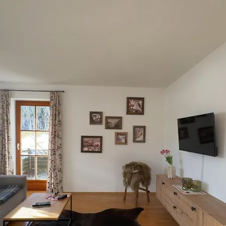 Pilzhof Apartament *